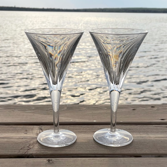 Waterford Set of Two London Pattern Crystal Wine Glasses Water Goblets - Picture 3 of 11